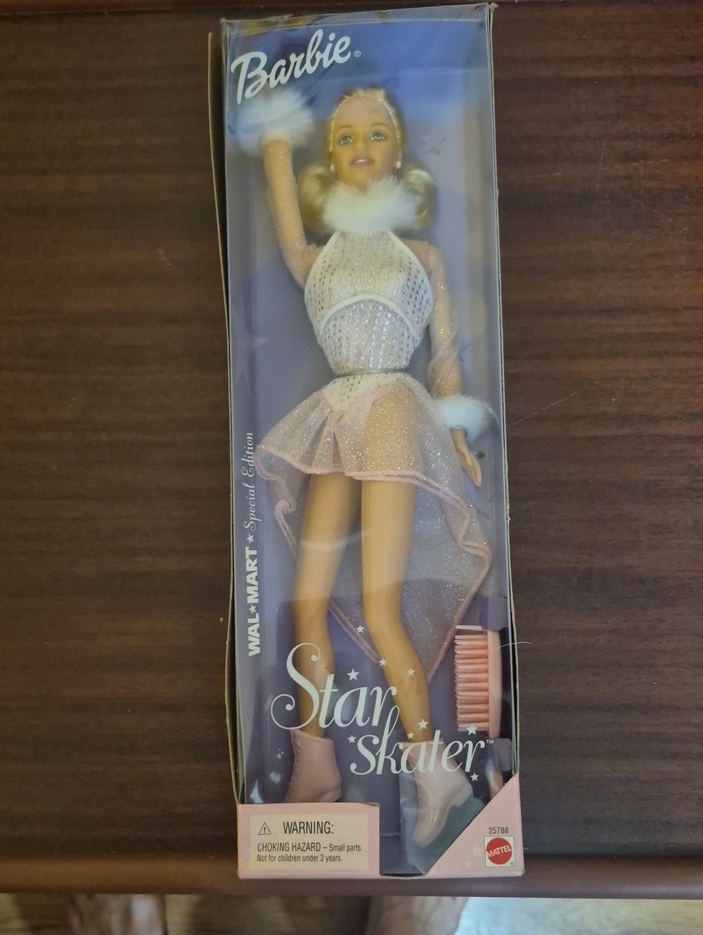 New In Box Barbie Pink and White Star Skater Doll. Dated 2000